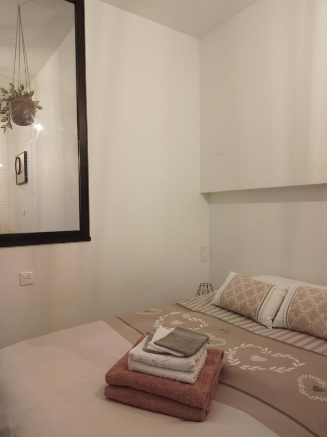 Le Coeur De Sel Apartment ซาลอนส์-เลส์-แบ็งส์ ภายนอก รูปภาพ