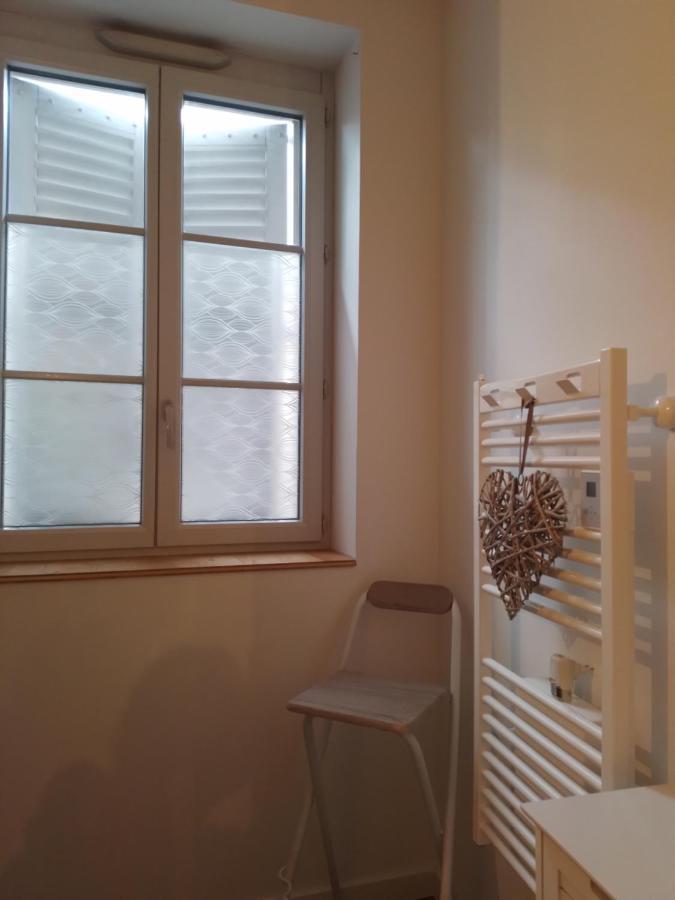 Le Coeur De Sel Apartment ซาลอนส์-เลส์-แบ็งส์ ภายนอก รูปภาพ